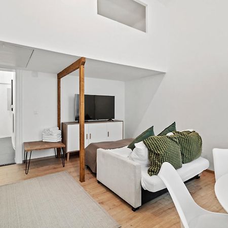Chic 1Br Apartment - Directly Near Schoenbrunn Wien Ngoại thất bức ảnh