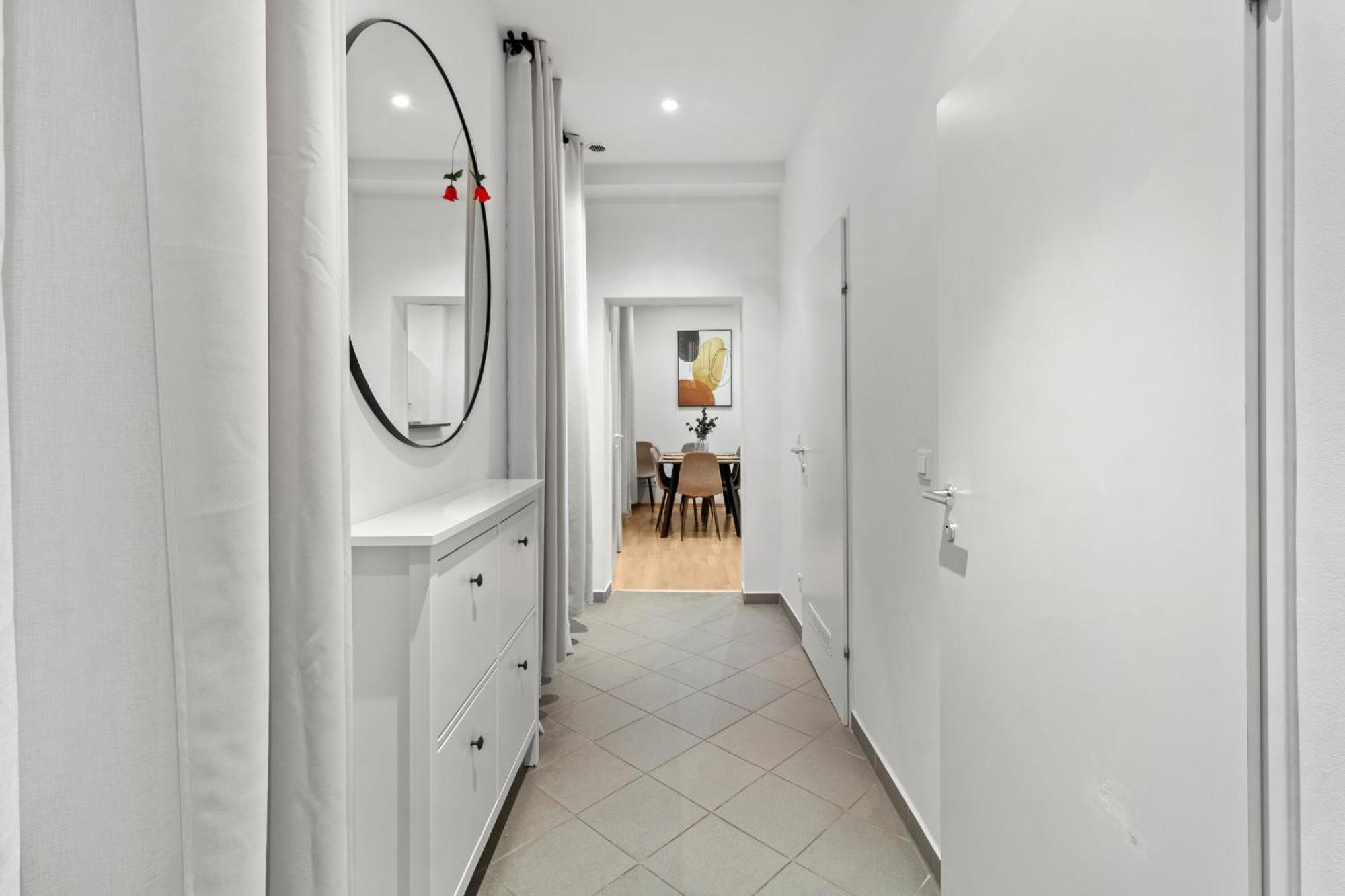 Chic 1Br Apartment - Directly Near Schoenbrunn Wien Ngoại thất bức ảnh